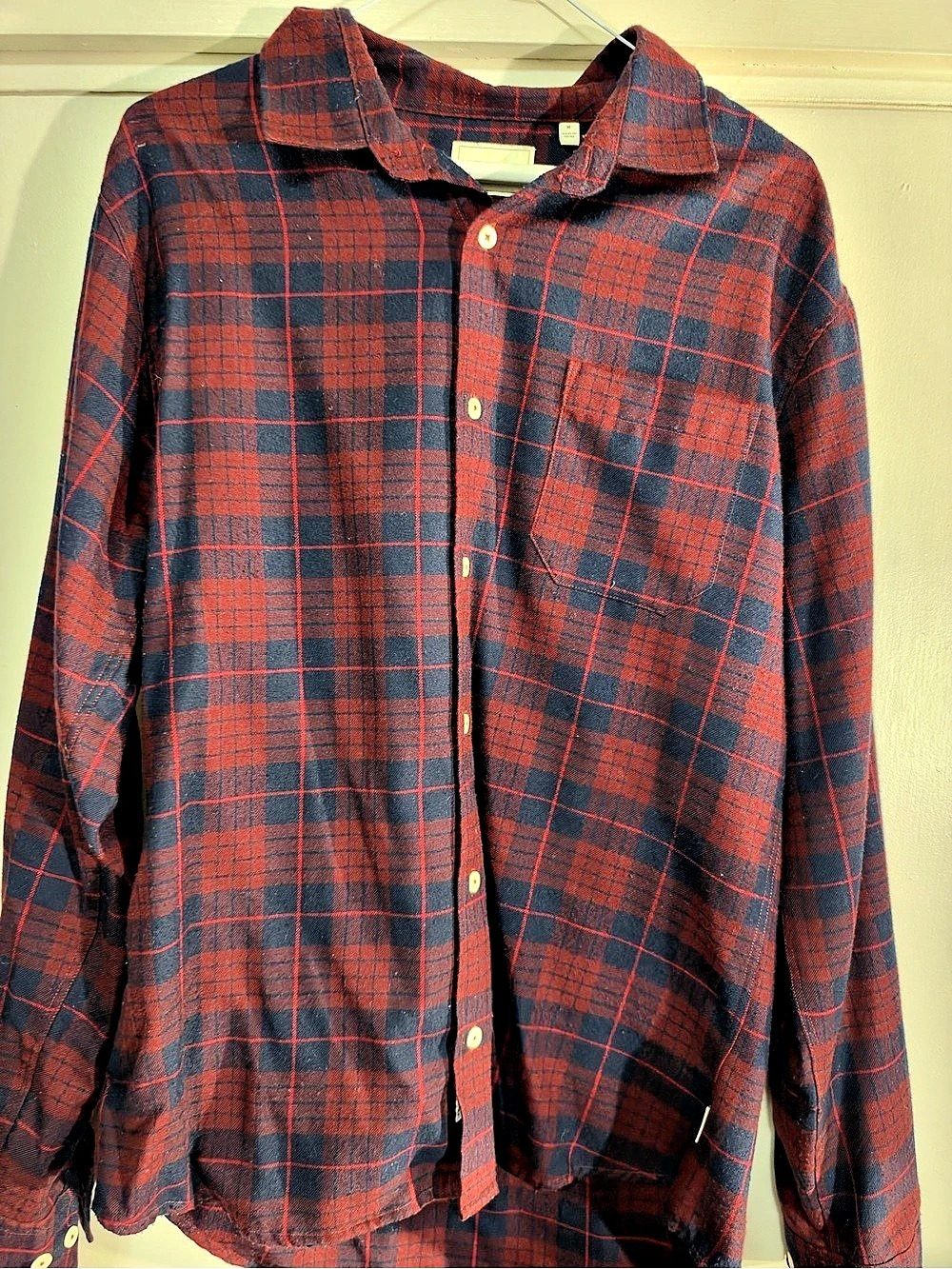 7DIAMONDS Men's Plaid Button Down Size Medium